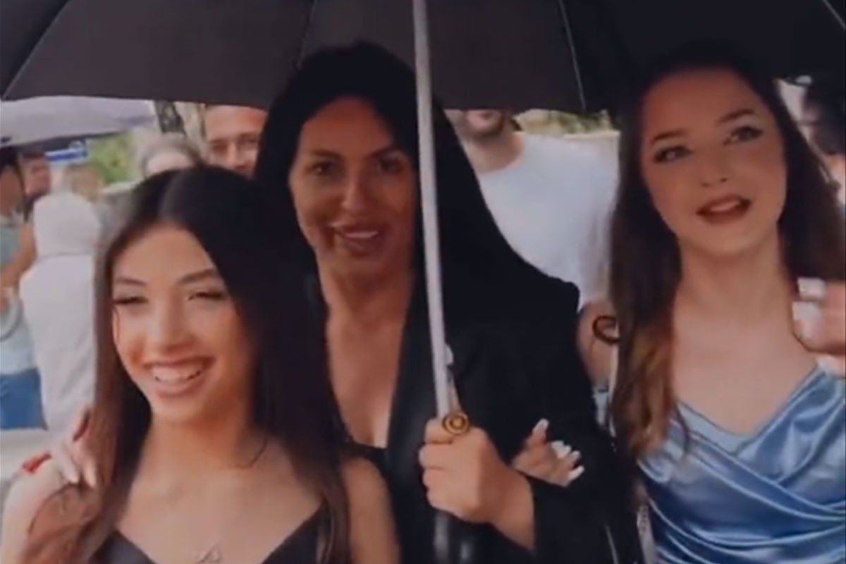 Seka Aleksić odvela na maturu djevojčicu koju su ismijavali (VIDEO)