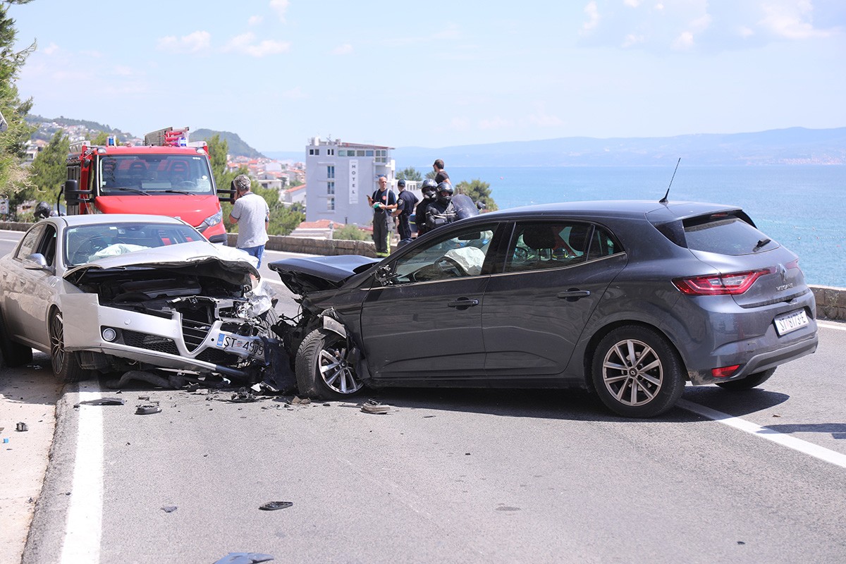Težak udes kod Splita, više povrijeđenih (FOTO)