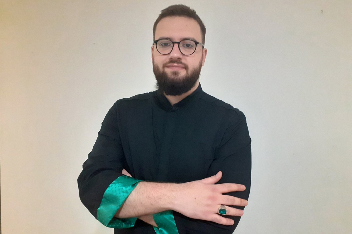 Violinista Benjamin Ribić svirao za oboljelu koleginicu Jovanu Pavlović