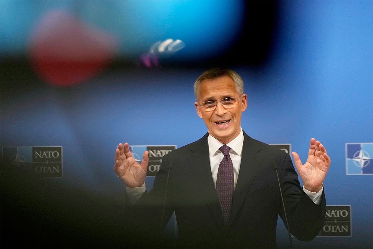 Stoltenberg: Počela obuka ukrajinskih pilota na F-16