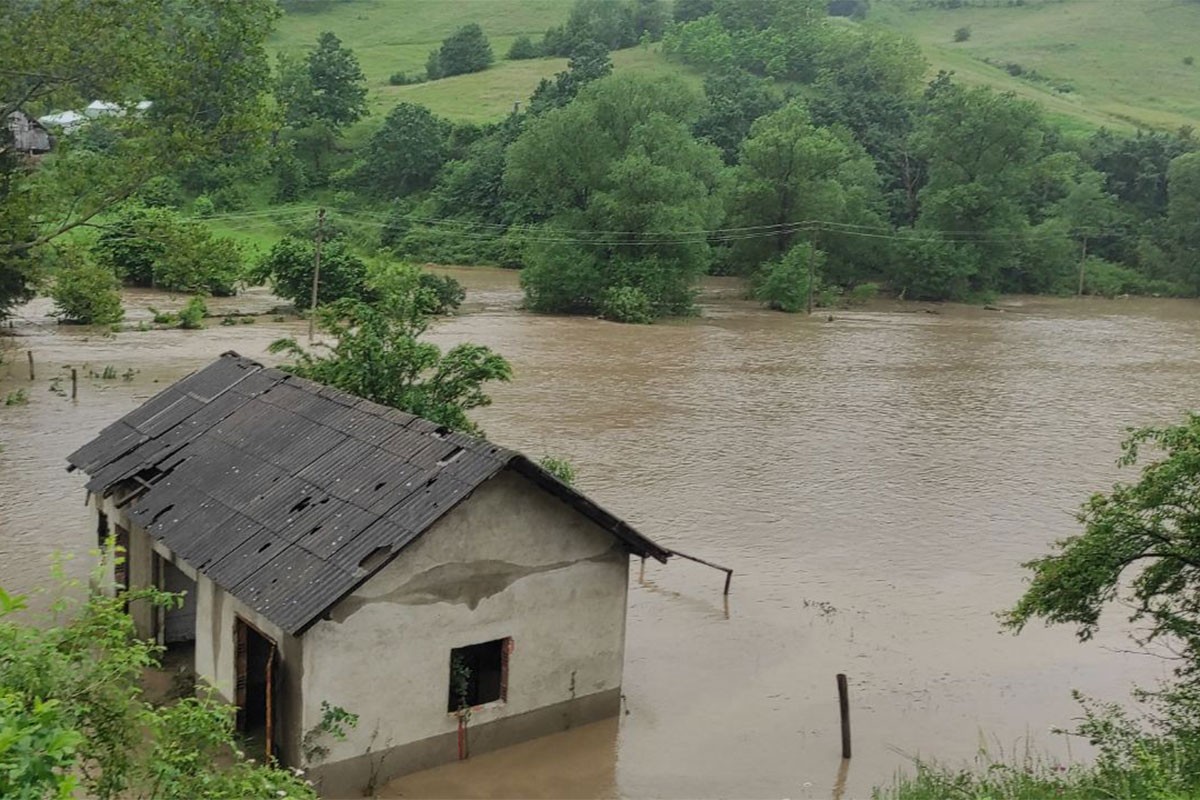 Vlada Srbije usvojila Odluku o proglašenju elementarne nepogode u 56 gradova i opština