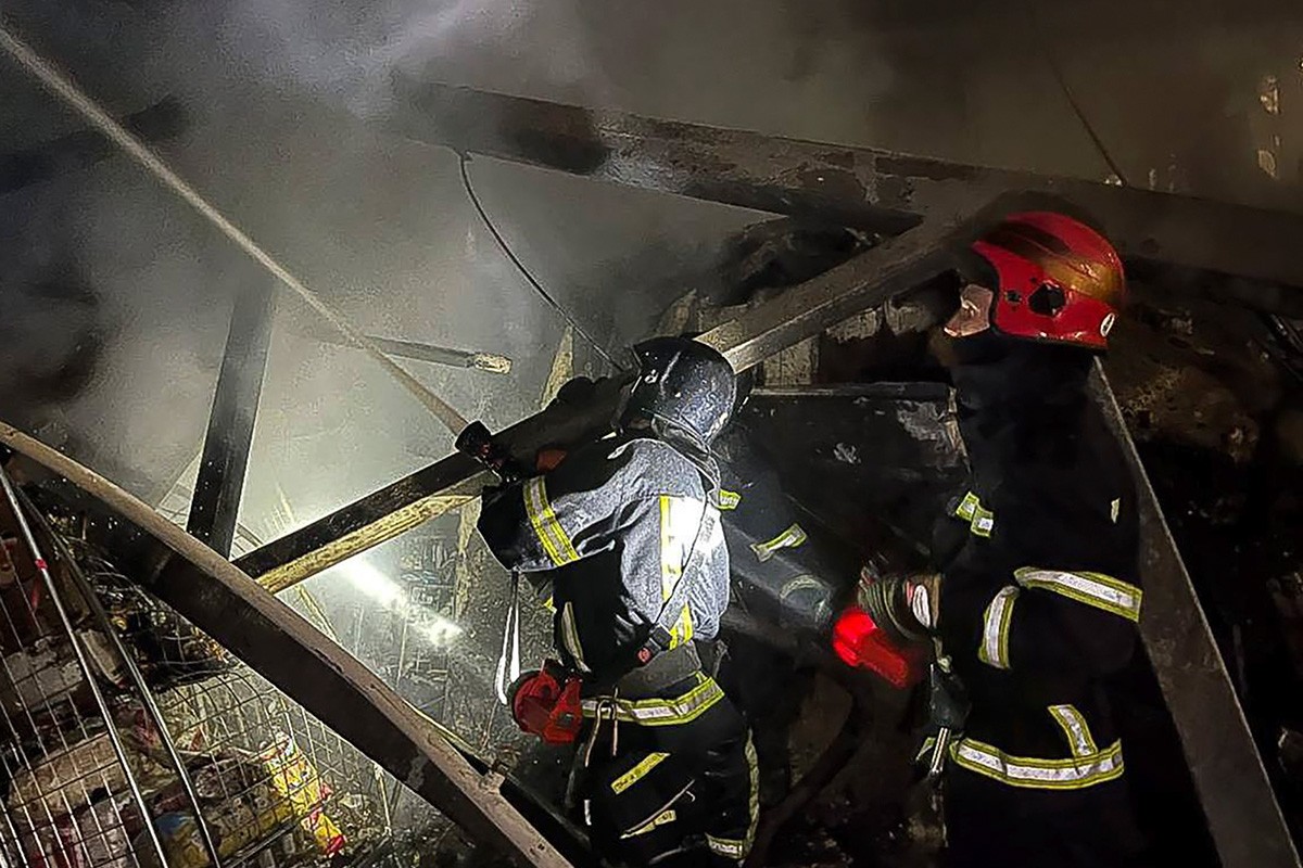 Požar u Londonu, evakuisano oko 100 ljudi