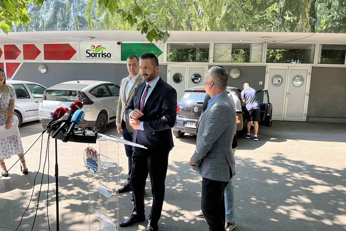 Ninković: Stanivuković ima namjeru da gradi stambene objekte na "Akvani" (FOTO)