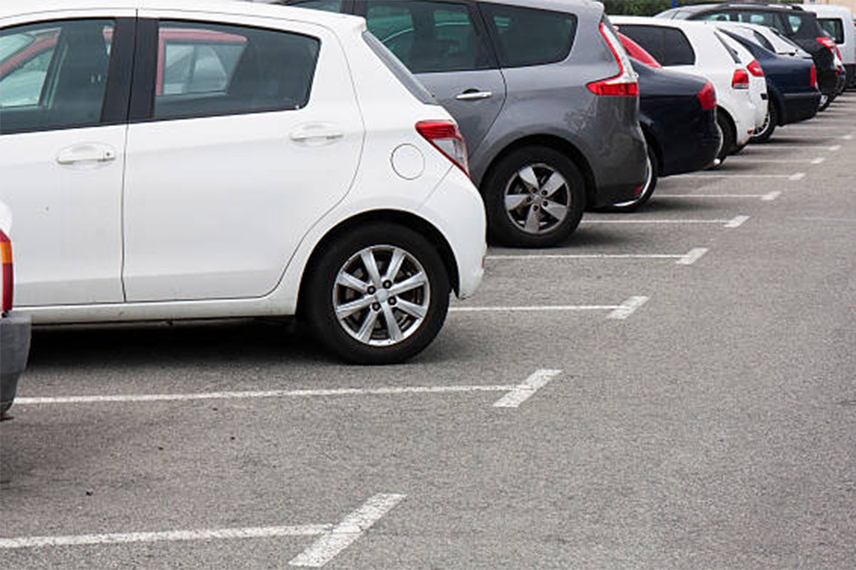 Turiste iz Srbije u Zenici umjesto kazne za parking sačekala poruka (FOTO)