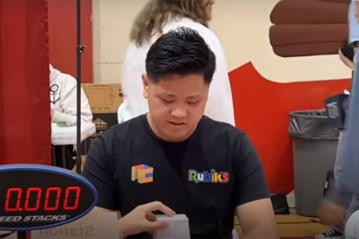 Složio Rubikovu kocku za 3 sekunde