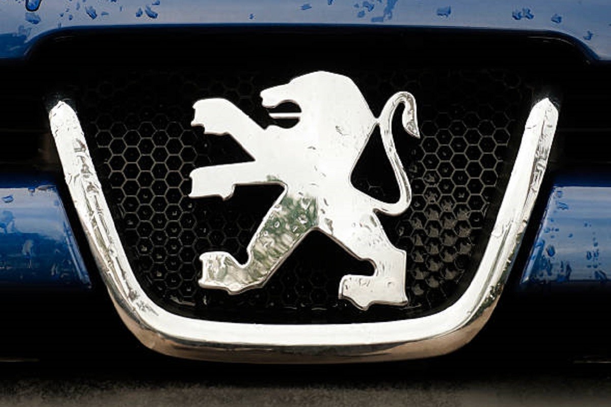 Peugeot bi mogao da napravi drumski hiperautomobil 9X8
