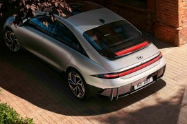 Hyundai IONIQ 6 je automobil 2023. godine prema Car & Driver magazinu