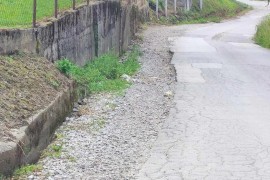 U Debeljacima opasan i put do škole