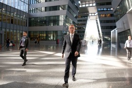 Stoltenberg: U stalnom sam kontaktu sa Vučićem