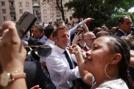 U Jelisejsku palatu stigao amputiran prst: Šta sve Francuzi šalju ...