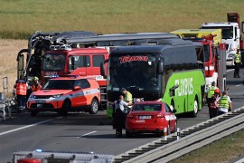 Sudar dva autobusa: Vozač poginuo, 50 putnika povrijeđeno