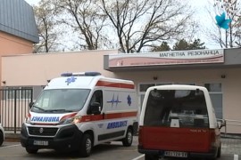 Poznato stanje djevojčice na koje je palo drvo u Novom Sadu