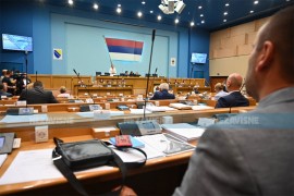 Poslanici usvojili sramni Zakon o kriminalizaciji klevete u Srpskoj