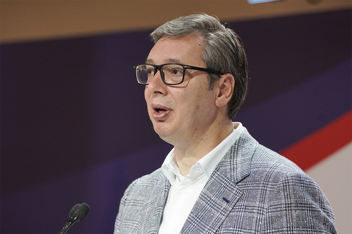 Vučić: U toku je velika i teška kriza u vezi sa Republikom Srpskom