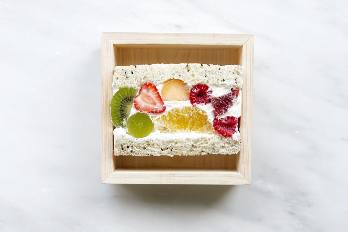 Fruit sando, neodoljivi voćni sendviči od tri sastojka