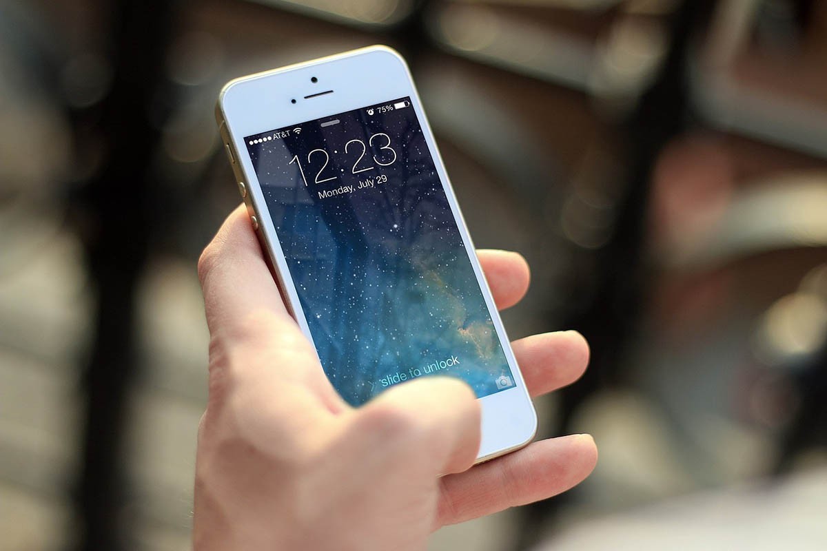 Nizozemska:Telefoni, tableti i pametni satovi će biti zabranjeni u učionicama