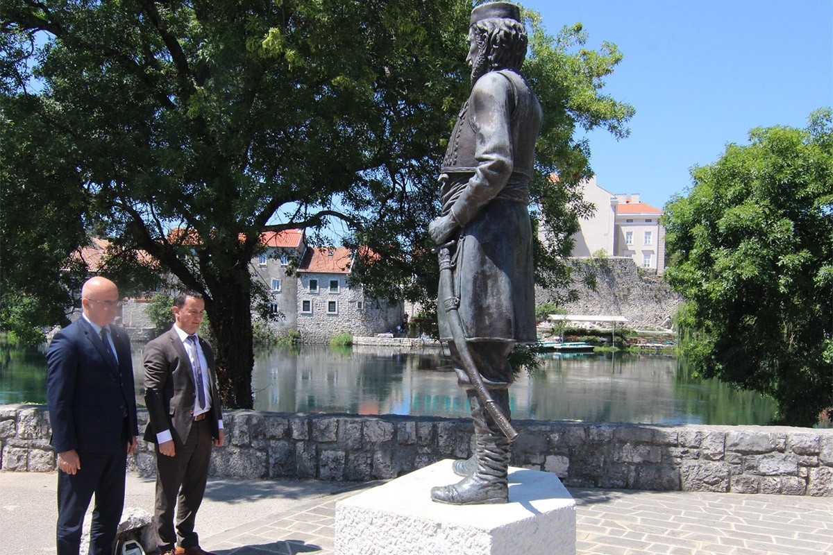 Vijek i po od smrti ustanika Luke Vukalovića