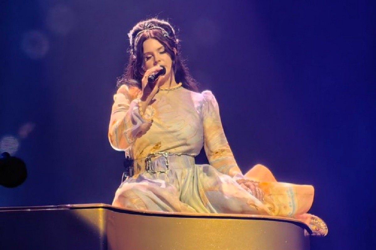 Lana Del Rej ozbiljno razmišljala da prestane da se bavi muzikom