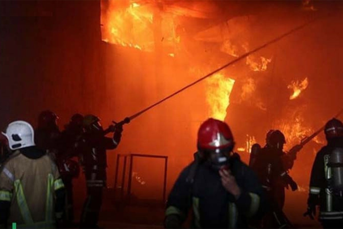 Stravičan požar u Pakistanu: Stradalo 10 ljudi, među njima šestoro djece