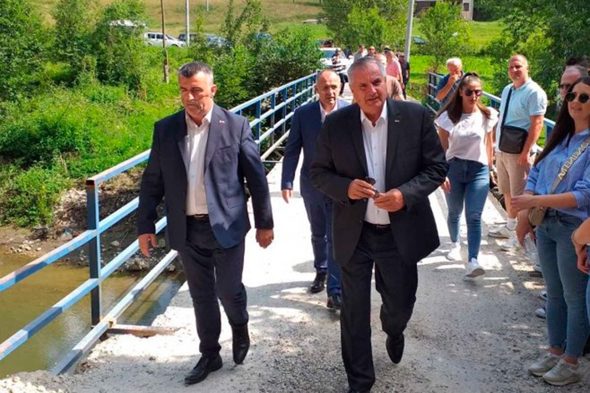 Višković: Novootvorena dionica puta Luke-Brda donijeće dobro narodu ovog kraja