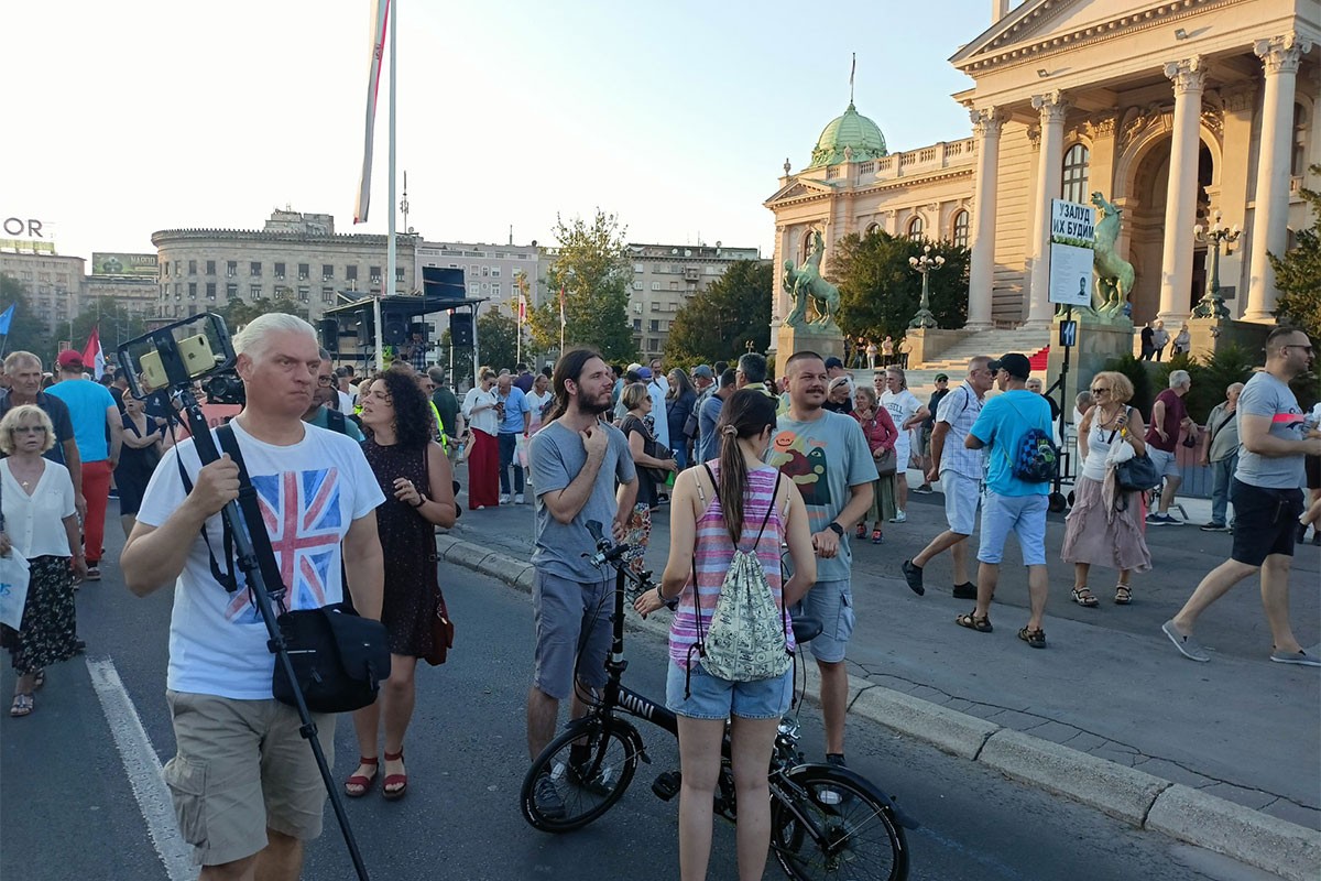 Ispred Skupštine Srbije novi protest dijela opozicije