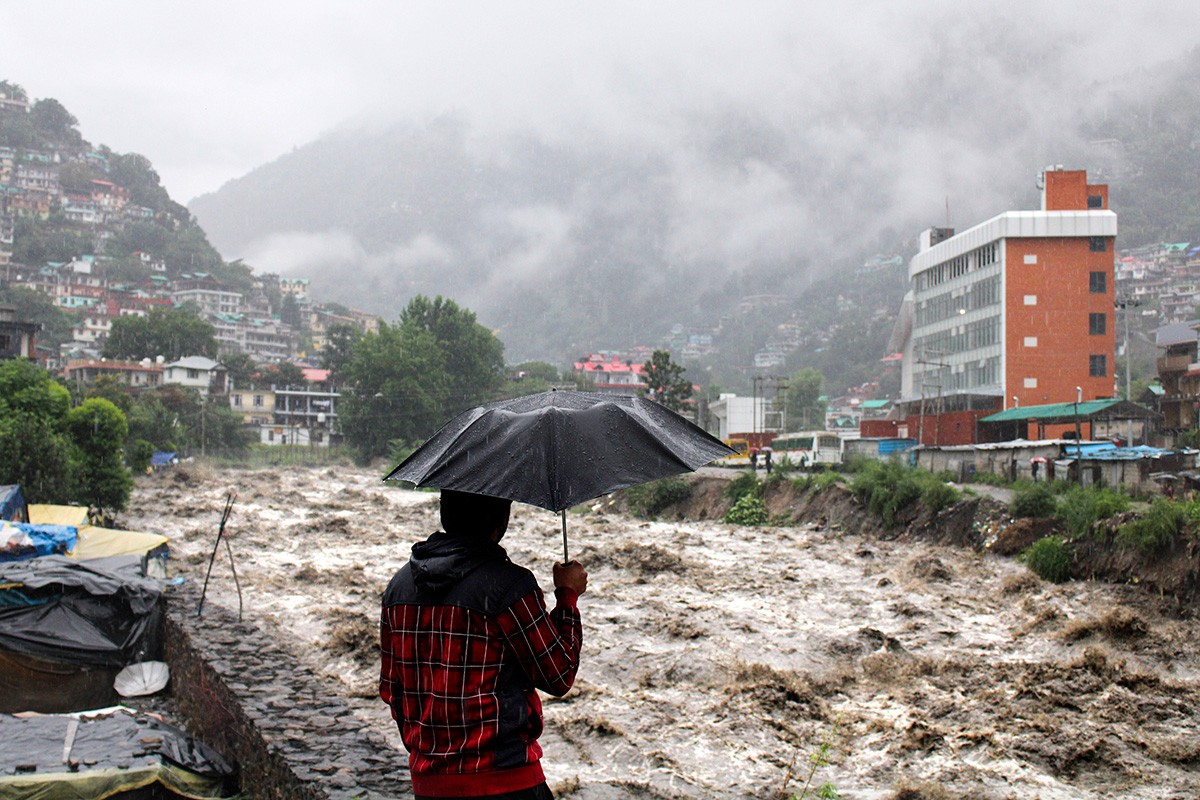 Velike poplave u Indiji: Voda stigla do zidova Tadž Mahala