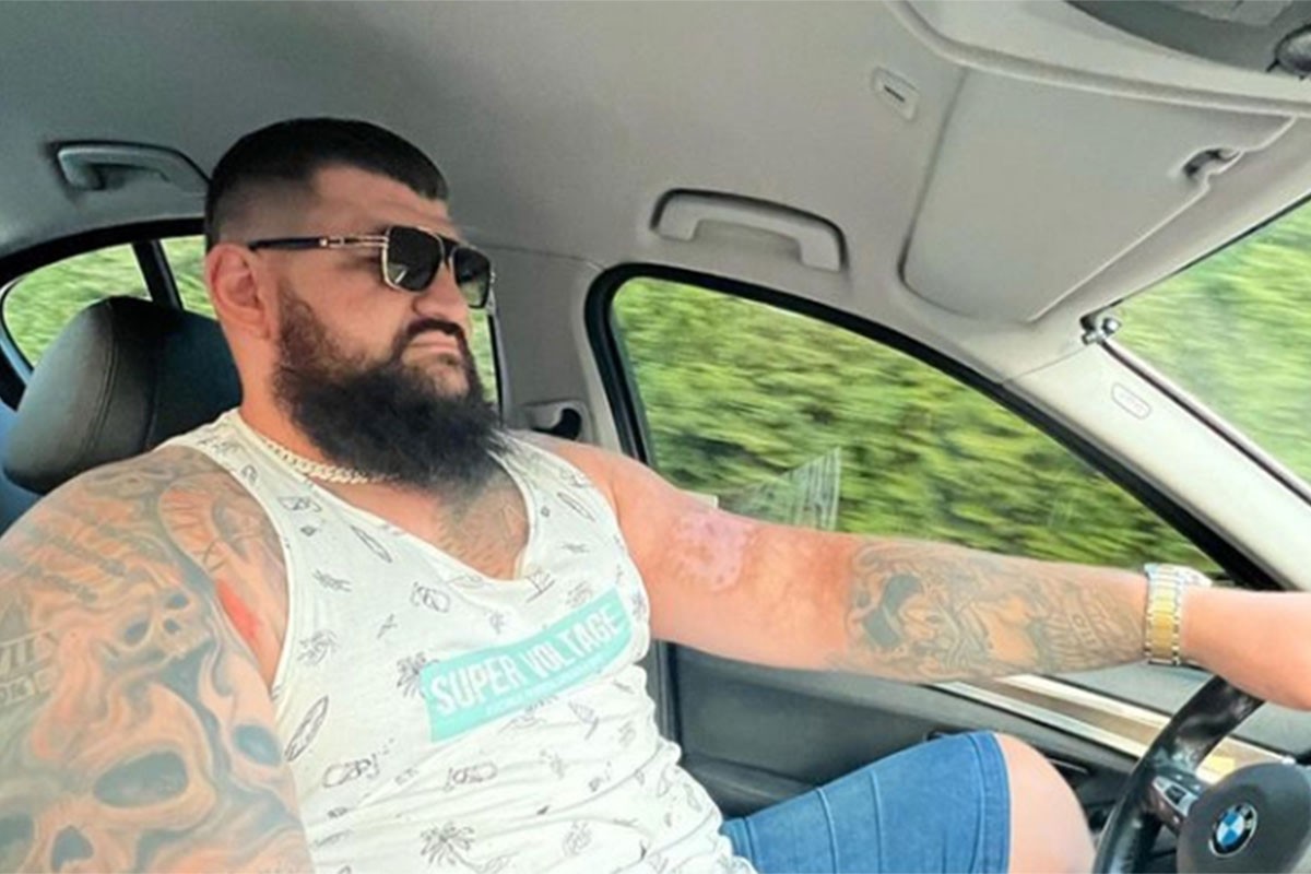 Osumnjičeni Karamuja sa advokatom došao u Tužilaštvo: Musa se predao