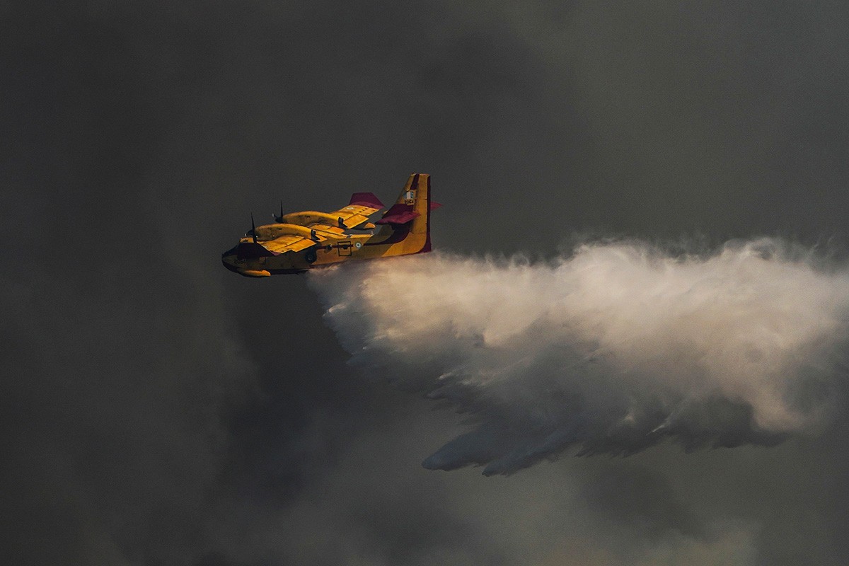 U padu kanadera poginuli mladi piloti, proglašena trodnevna žalost