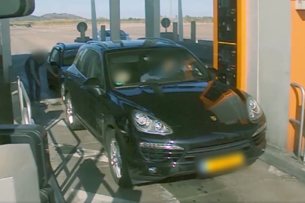 U Španiji buše gume na vozilima na naplatnim kućicama (VIDEO)