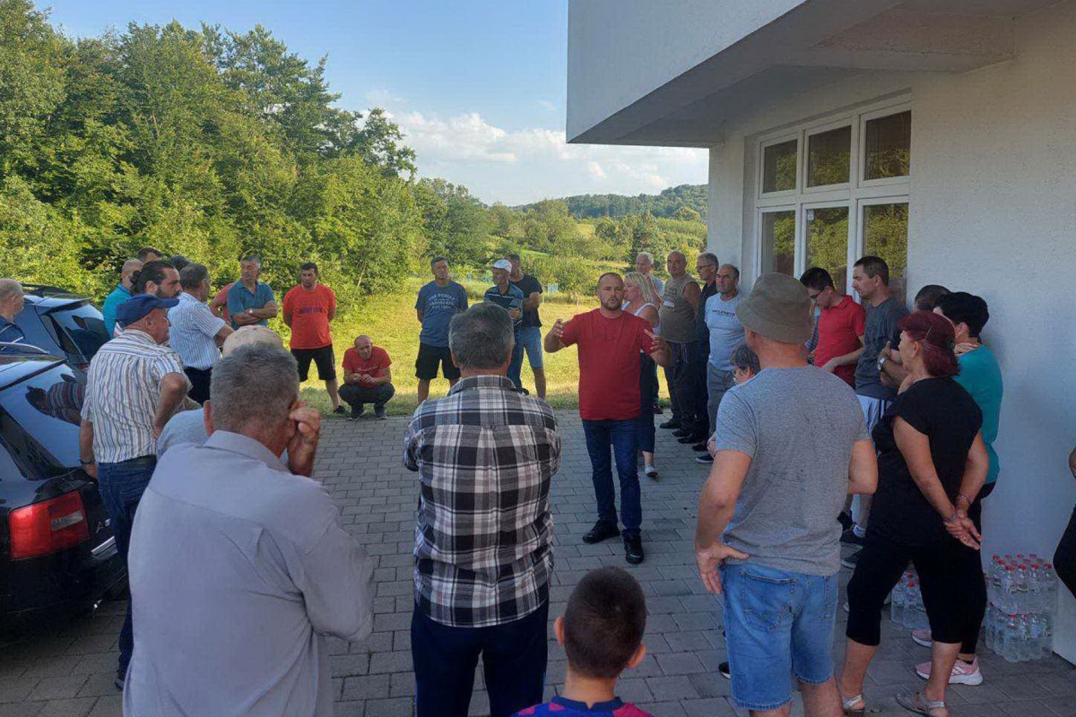 Mještani Donjih Kola ogorčeni: Toliki novac je potrošen, a nemamo vodu