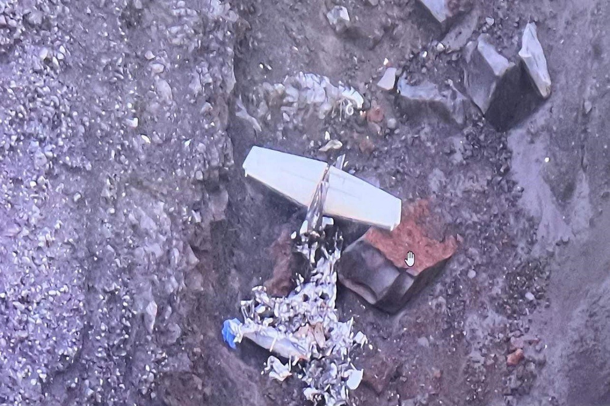 Dvije osobe poginule u sudaru aviona
