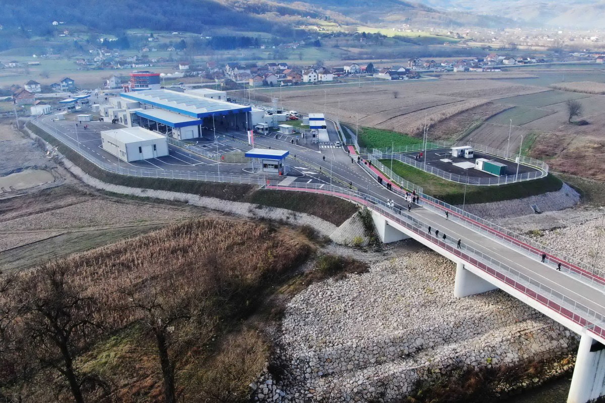 Carinska ispostava na graničnom prelazu Bratunac počinje s radom
