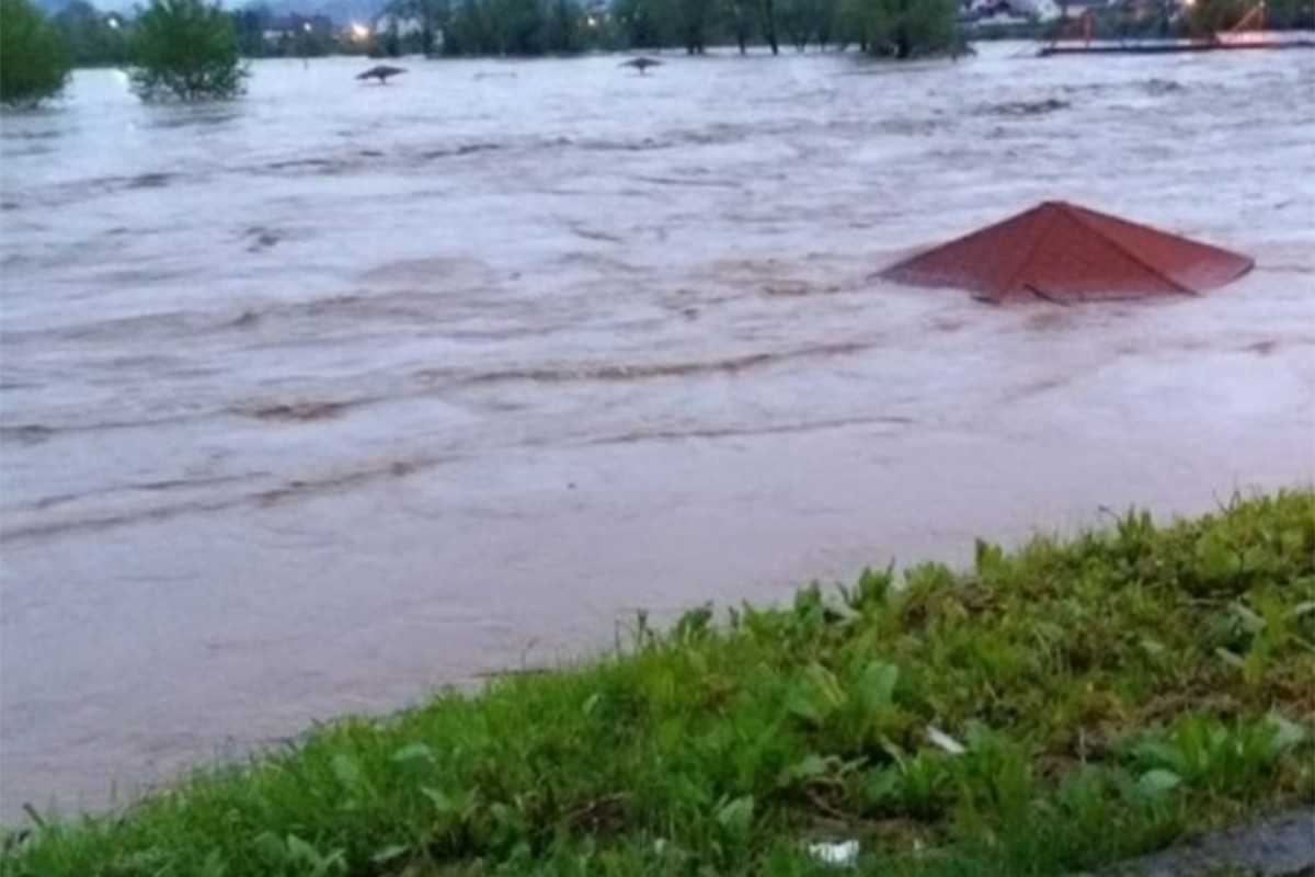 Šteta u poplavama u Tesliću procijenjena na 405.246 KM