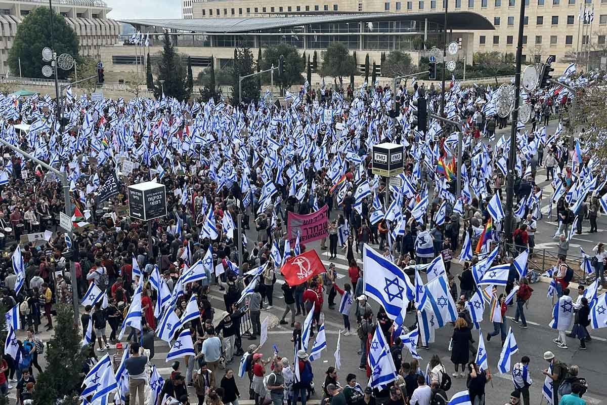 Hiljade Izraelaca na protestima širom zemlje protiv reforme pravosuđa