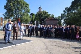 Vučić u Srpcu: Mi smo isti narod, ali samo sa dve strane Drine