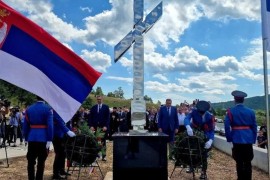 Dodik i Vučić položili vijence: Nećemo zaboraviti srpske žrtve na ...