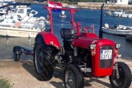 Slavonac došao traktorom na more, ali ne da bi odmarao