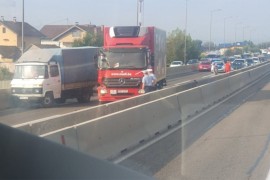 Sudar dva teretna vozila u Glamočanima kod Laktaša