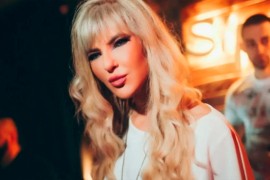 Jami se skinula u bikini i pokazala da izgleda bolje nego ikad