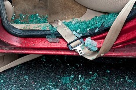 Auto uletio u šator u kampu, devet osoba povrijeđeno