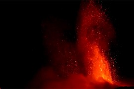 Zatvoren aerodrom u Kataniji zbog erupcije Etne (VIDEO)