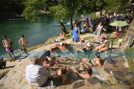 Vandali već uništavaju "Vrućicu" (FOTO)