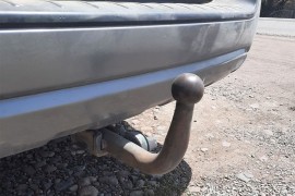 Kako ugraditi kuku na automobil?