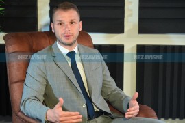 Stanivuković se izvinio svim časnim ženama koje rade na UKC-u RS