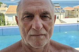 Lazar Ristovski pozirao nag na primorju