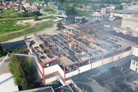 Četvoro povrijeđenih u požaru u "Celexu" u Banjaluci