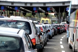 Pojačan saobraćaj na nekoliko prelaza na izlazu iz BiH