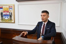 Kresojević: Predsjednik Skupštine i svi odbornici imaju moju pruženu ...