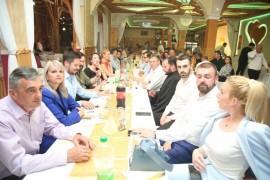 Okupljanje u Banjaluci: Petrovčanima će pjevati Šeki i Kuki