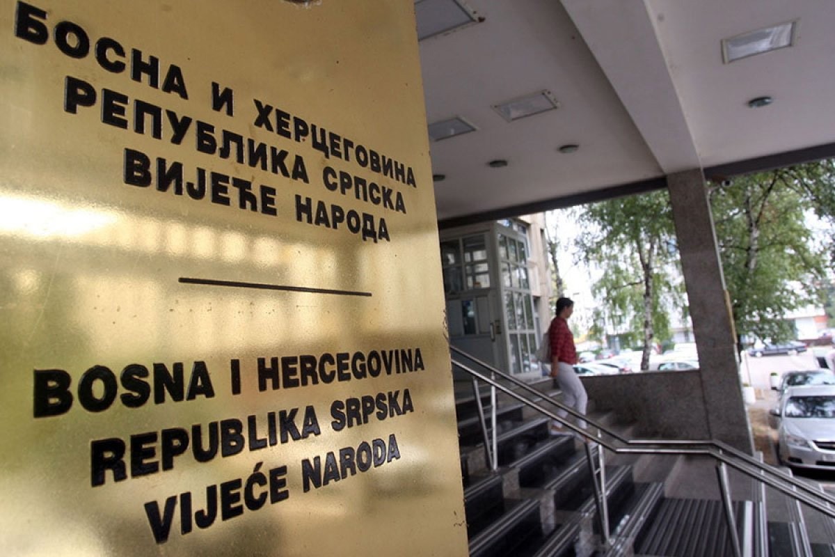 Odbijen veto Kluba Bošnjaka na kriminalizaciju klevete u Srpskoj